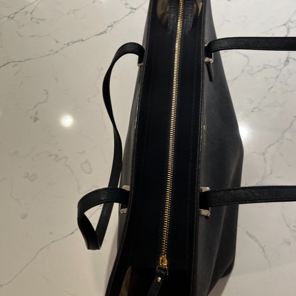 Kate Spade New York -  Cedar Street Harmony Tote - Picture 7 of 14